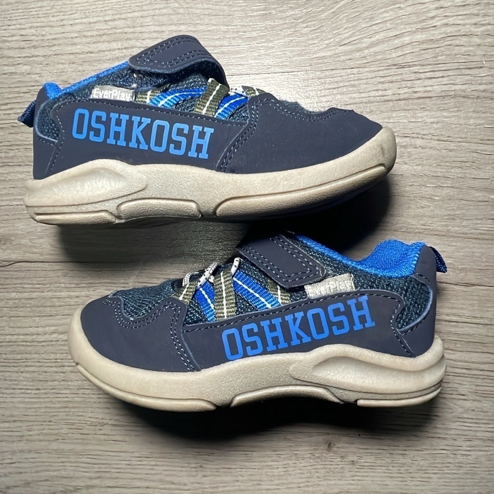 Size 7 Oshkosh B’gosh Sneakers